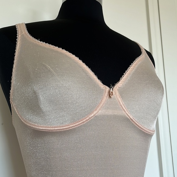 VTG Olga Nylon Slip - Picture 3 of 5